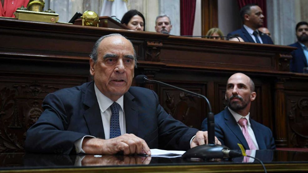 El Gobierno admite que el auxilio de EEUU no llegar&aacute; pronto