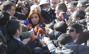 Cristina Fern&aacute;ndez acus&oacute; al Gobierno de montar una persecuci&oacute;n judicial 