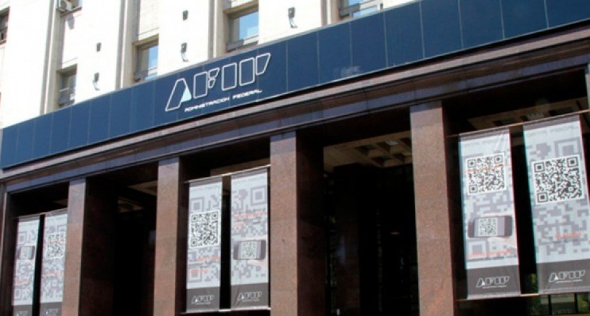 La recaudaci&oacute;n fiscal aument&oacute; treinta y dos por ciento en septiembre