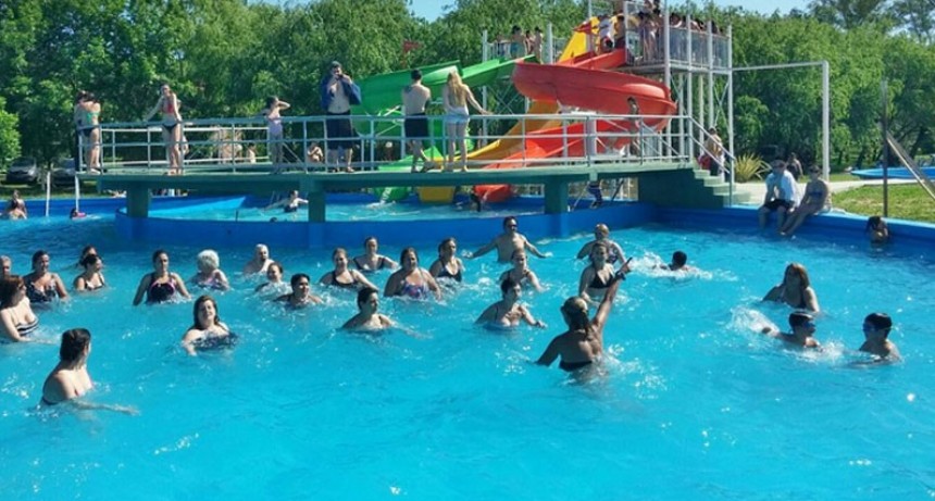 Ventas por turismo bajaron cuatro y medio por ciento durante el fin de semana largo
