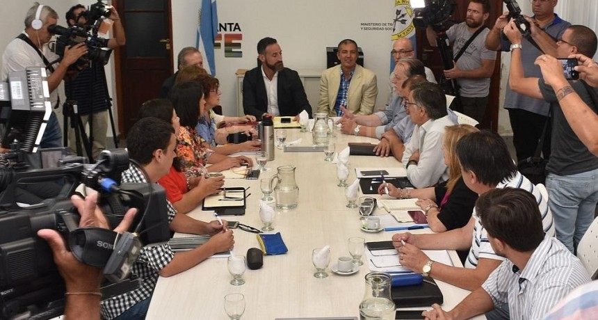 Este mi&eacute;rcoles se reunir&aacute; la paritaria docente