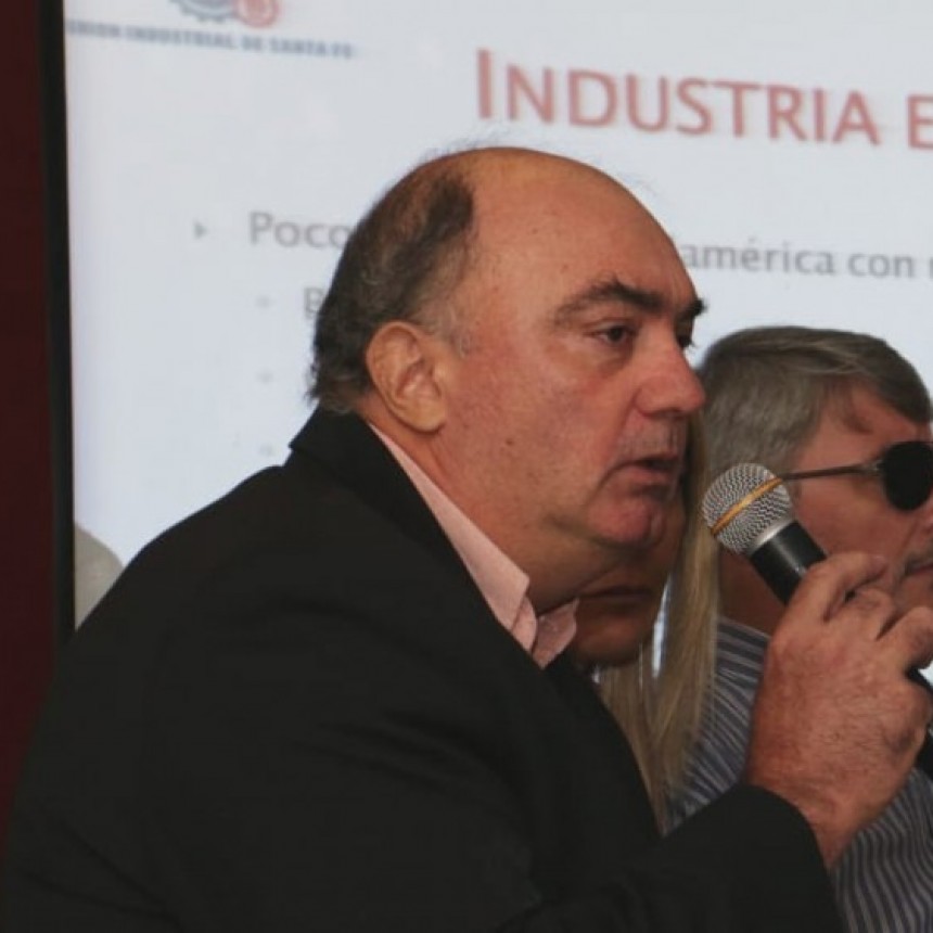 Javier Mart&iacute;n: "Pedimos a la EPE que ponga a evaluaci&oacute;n del gobernador, que la quita de subsidios sea progresiva"