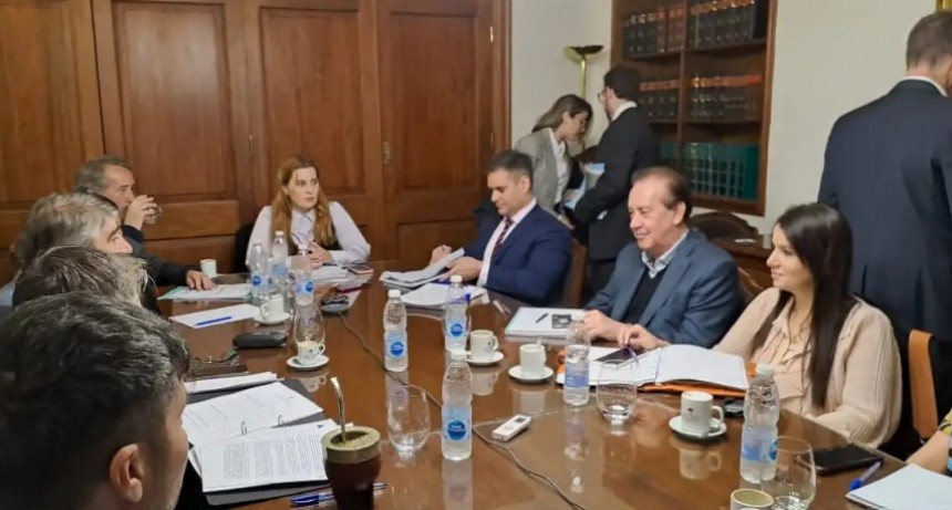  Reuni&oacute;n de la Comisi&oacute;n de Acuerdos por la acusaci&oacute;n contra el fiscal Edery