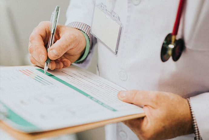 Tres obras sociales son las principales deudoras de centros de salud de Santa Fe