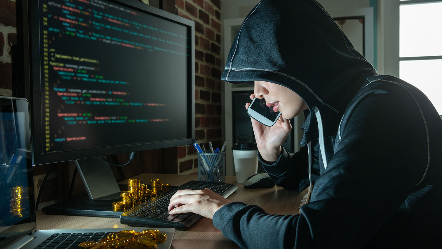 Estafan a familia con el robo de datos biom&eacute;tricos