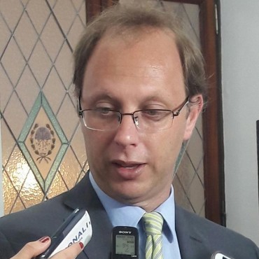 Santa Fe volver&iacute;a a la Corte si no hay pronto un acuerdo en el pago de la deuda por coparticipaci&oacute;n