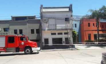 Una persona apareci&oacute; muerta en una vivienda frente a la Terminal de &Oacute;mnibus