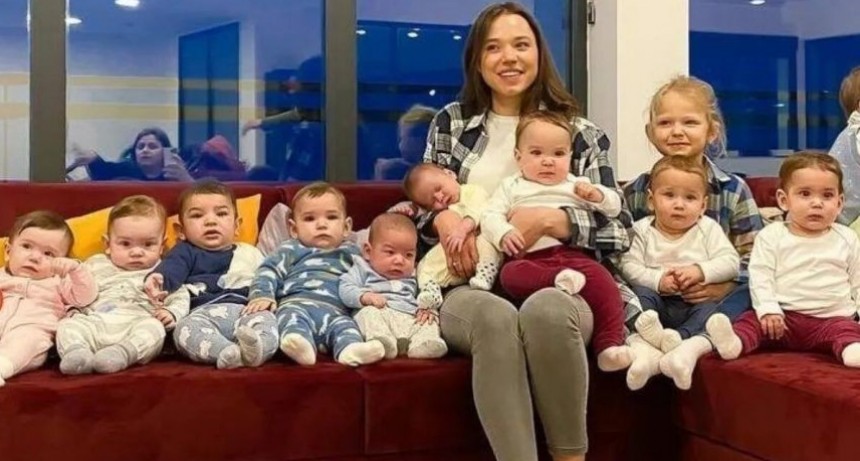 Una joven quiere tener 100 hijos