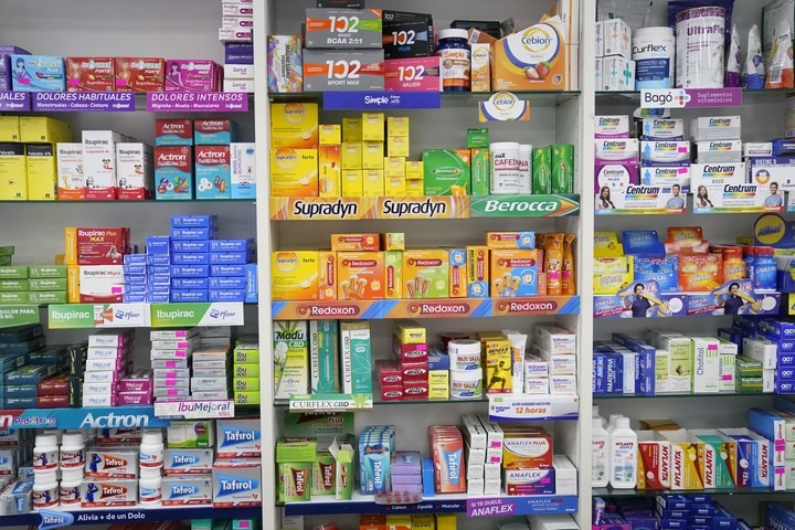 Farmac&eacute;uticos aseguran que flexibilizar la venta "estimula la automedicaci&oacute;n"