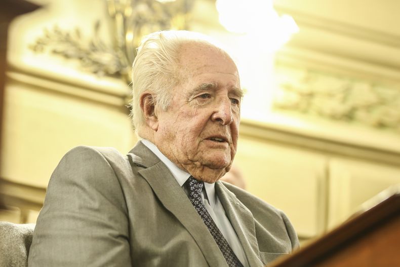 Nueva baja en la Corte Suprema