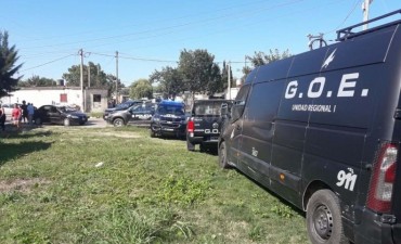 Qu&iacute;ntuple asesinato en Santa Fe