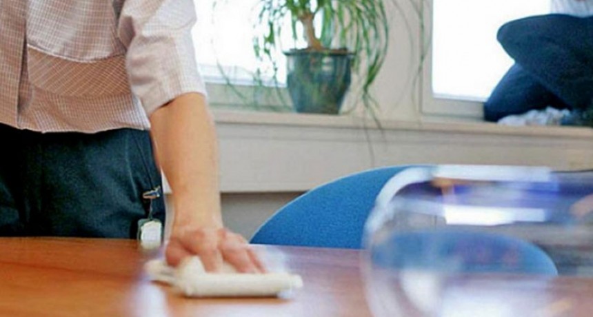 Aumenta 5 por ciento el salario del personal dom&eacute;stico 