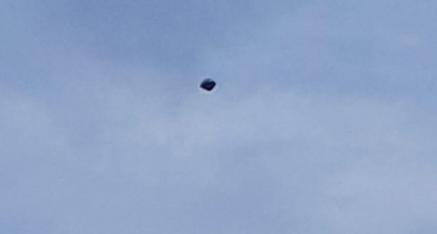 Una pareja que pasaba un momento de intimidad al aire libre termin&oacute; viendo OVNIS