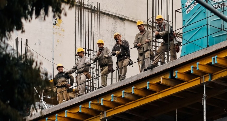 Advierten sobre el impacto de las asignaciones familiares en la informalidad laboral