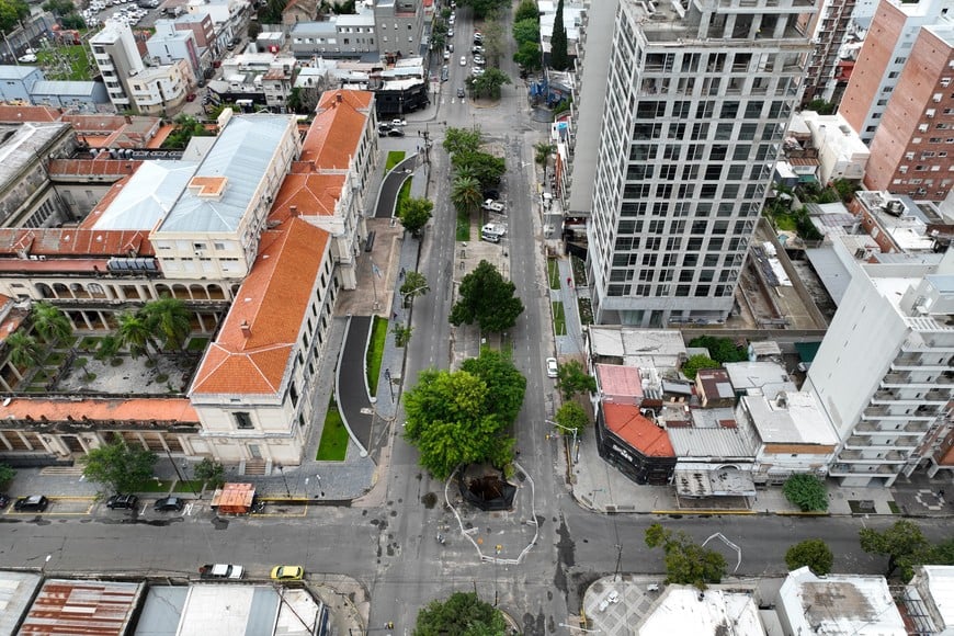 Julia Sarniotti: "Locales gastron&oacute;micos vuelcan efluentes a redes secundarias"