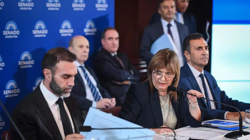 El Gobierno va prepar&aacute;ndose para discutir la reforma laboral en febrero