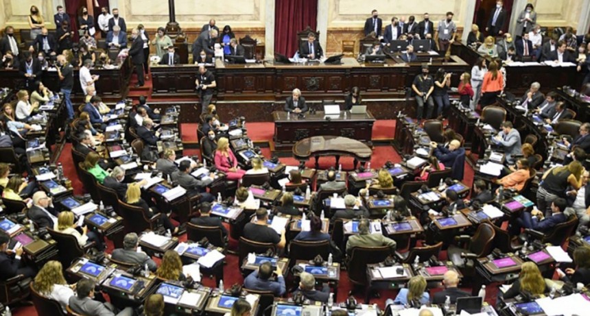 El Gobierno eval&uacute;a convocar a sesiones extraordinarias para el 2 de febrero 